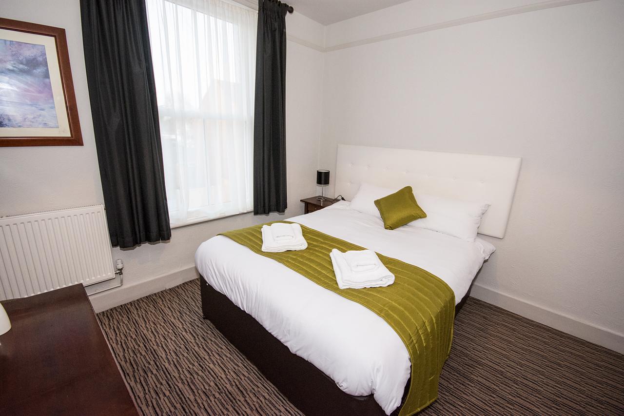 Fryatt Hotel & Bar Parkeston Екстериор снимка