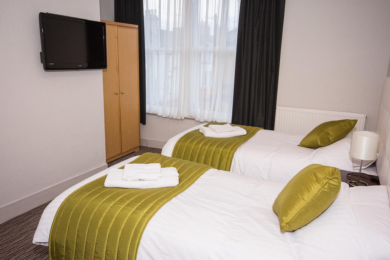 Fryatt Hotel & Bar Parkeston Екстериор снимка
